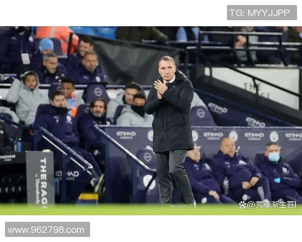 比诺埃吉滕斯即将加盟切尔西罗马诺最新消息引发关注 比诺埃吉滕斯即将加盟切尔西罗马诺最新消息引发关注