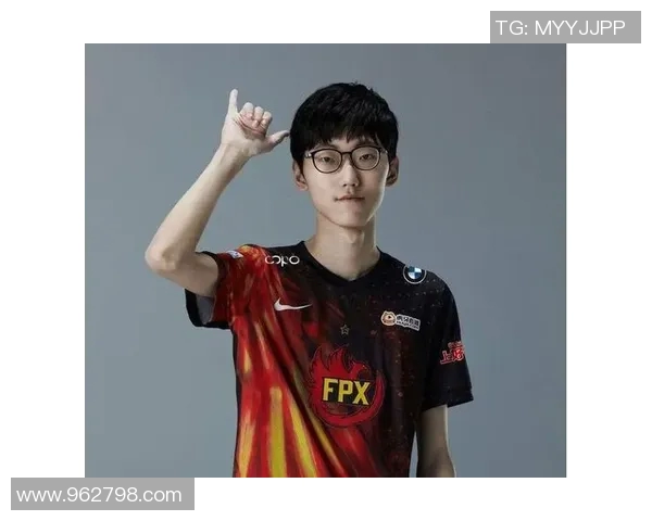 英雄联盟灵活性排名揭晓FPX团队表现创新高引发关注