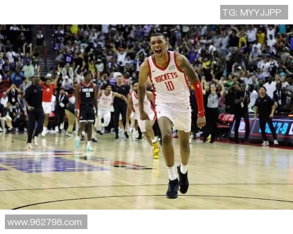 2019年火箭队与太阳队精彩对决全场录像回放及精彩瞬间分析